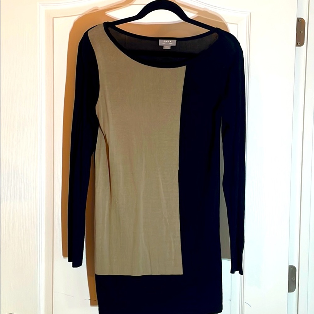 Jana Womens sweater size medium